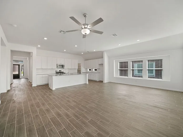6631 Morgan Path — Photo 25