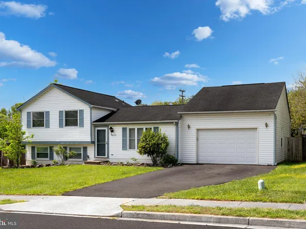 3271 Bethel Church Dr, Woodbridge, VA 22192