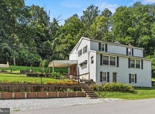 6590 Kreidler Rd, York, PA 17403