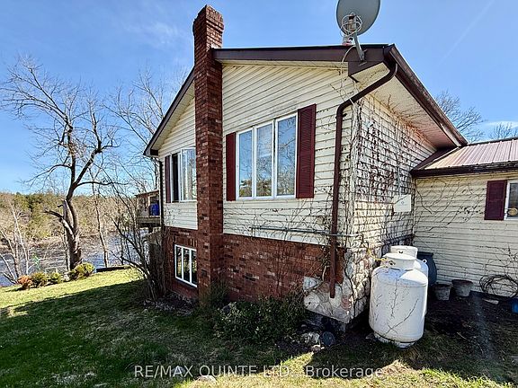 3rd image of 88 A Price Rd
