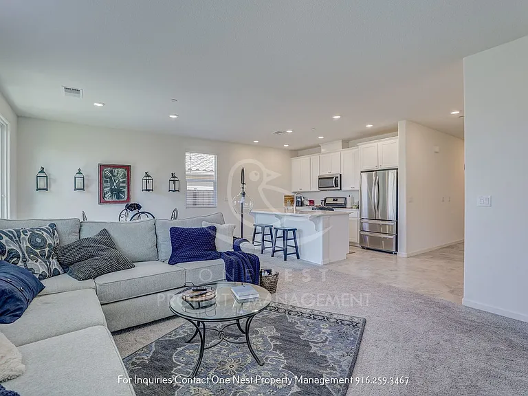 258 Martos Ct — Photo 5