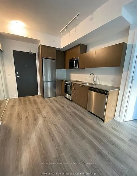 25 Neighbourhood Ln #607 — Photo 4