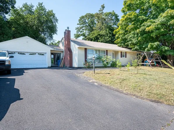 55 Durso Ave, Lawrence, MA 01843