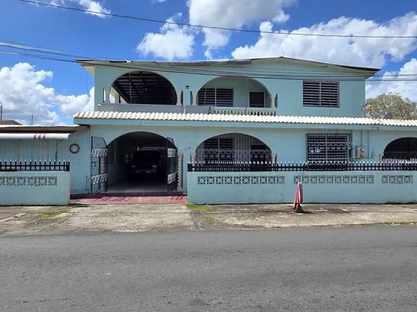 317 A Calle Uns #13, Toa Baja, PR 00949