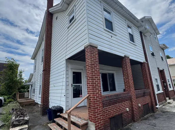 1305 16th Ave, Altoona, PA 16601