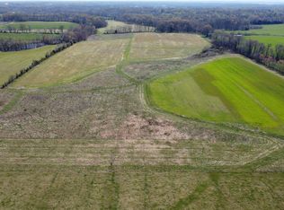 50 Caps Rd, Woodlawn, TN 37191