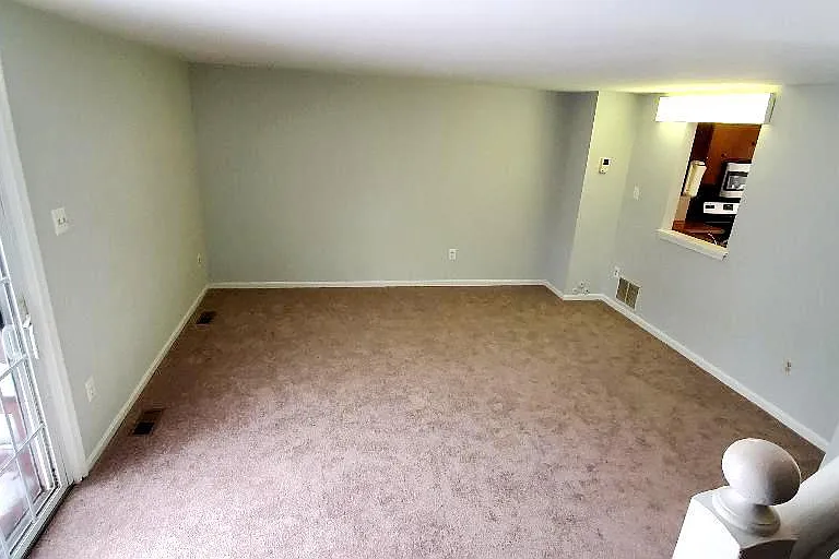 16 Craftsman Ct — Photo 8