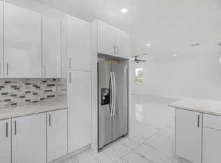 352 Melton Dr, Fort Pierce, FL 34982