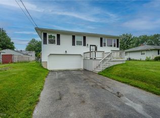 3406 Rebecca Dr, Canfield, OH