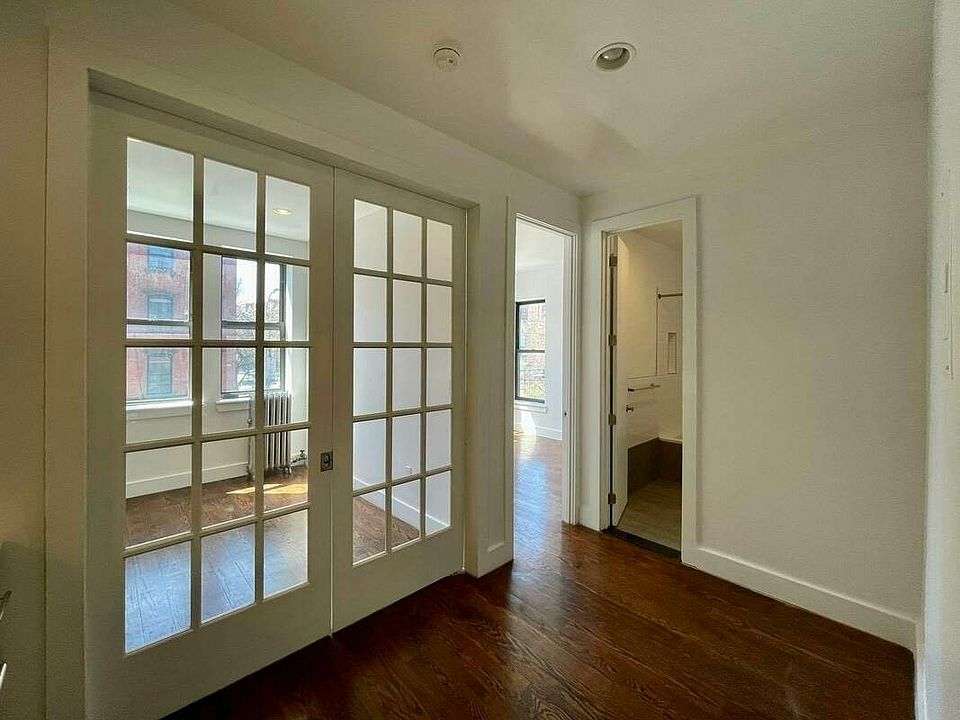 1st image of 356 Greene Ave #6R