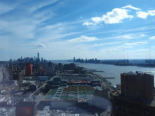 Rented by NYC SPECIALIZED LLC | media 9