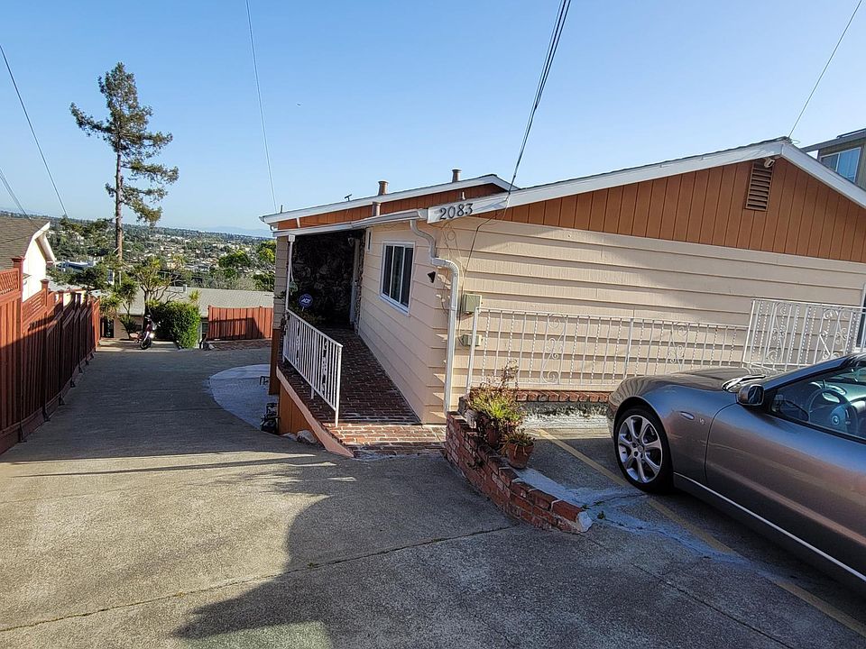 1st image of 2083 Placer Dr Unit B