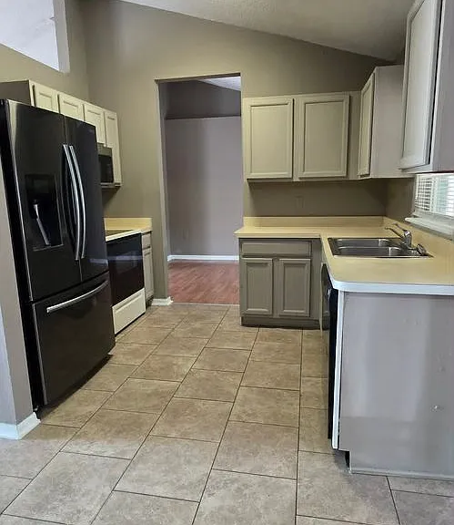 3339 Gretna Dr — Photo 10