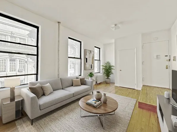 338 East 15th Street image 1 of 10