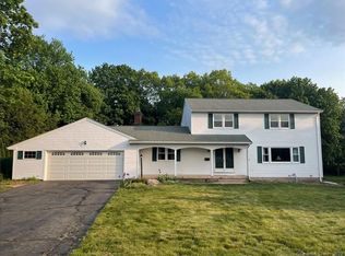 122 Sunnybrook Dr, Manchester, CT 06040