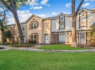 9654 Westview Dr #9, Houston, TX 77055