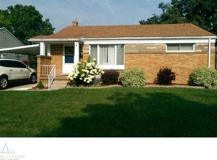 1024 Boynton Dr, Lansing, MI 48917