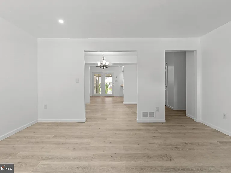 322 Harlan Sq #A-2 — Photo 5