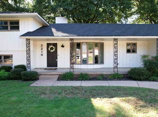2216 El Camino St, Ponca City, OK 74604