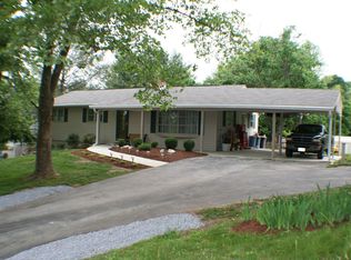 17861 Bowie Mill Rd, Rockville, MD 20855