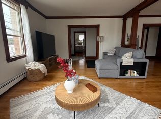 135 Prospect St APT 1, Waltham, MA 02453
