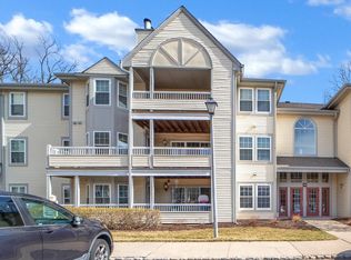 114 Cascade Ct APT 5, Princeton, NJ 08540