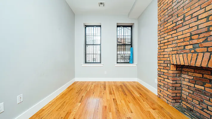 Rented by Nooklyn NYC LLC | media 15