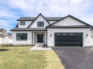 72 Owls Nest Rd, Portland, ME 04102