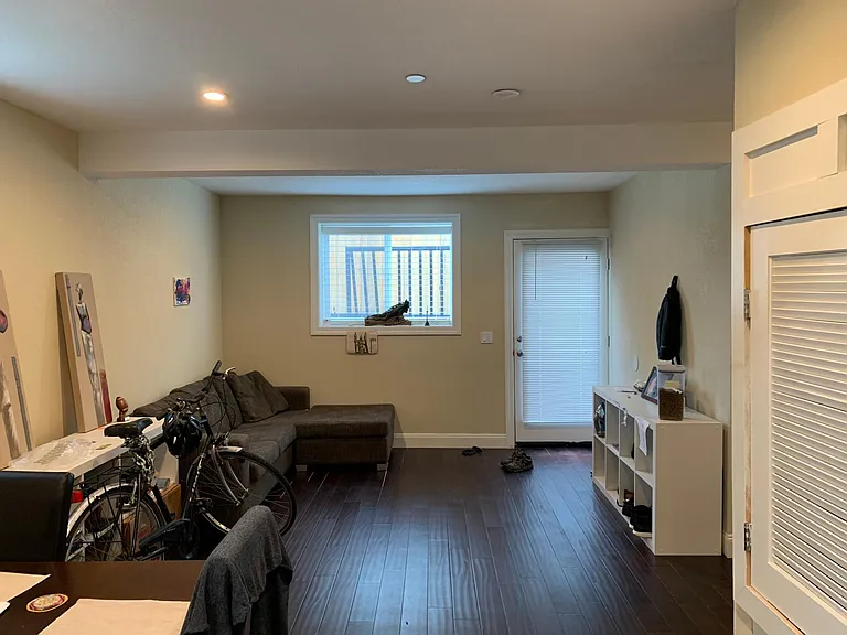 241 N Delaware St #B — Photo 4