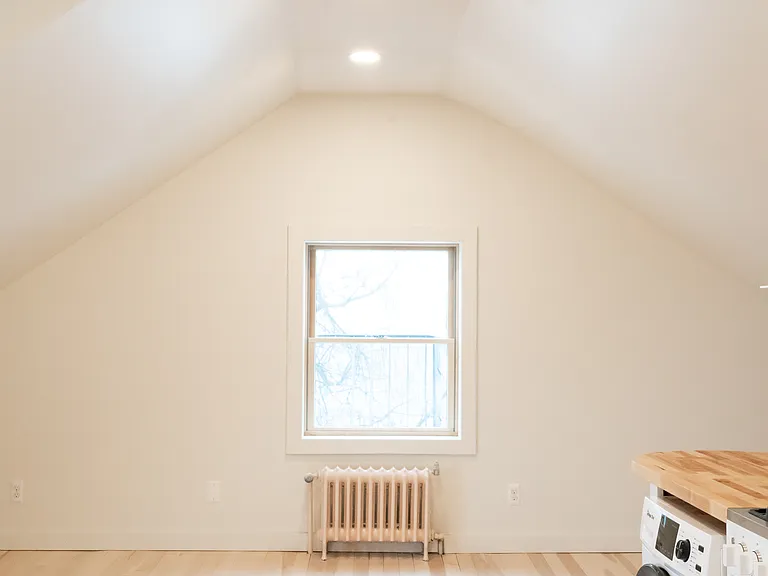 177 Montgomery St #3 — Photo 14