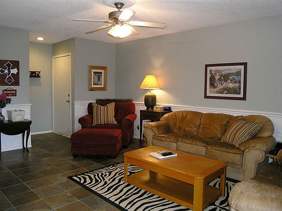 4th image of 4211 Fairway Dr APT 18