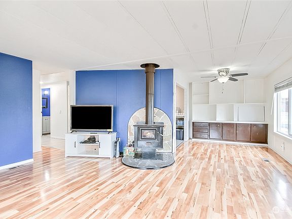 5th image of 7601 146th Street SW #9