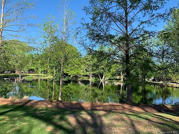 3rd image of 7007 Gardner Pond Ct