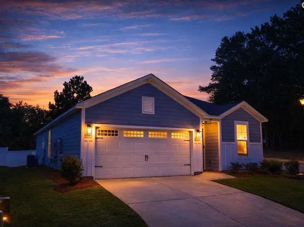 104 Locomotive Ln, Irmo, SC 29063