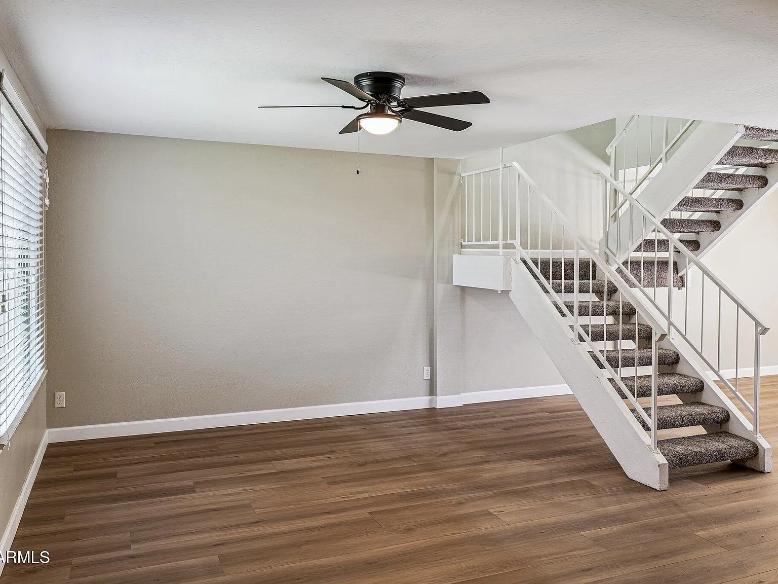 3 bed, 2.5 bath, 1656 sqft, $2,100 — Photo 4