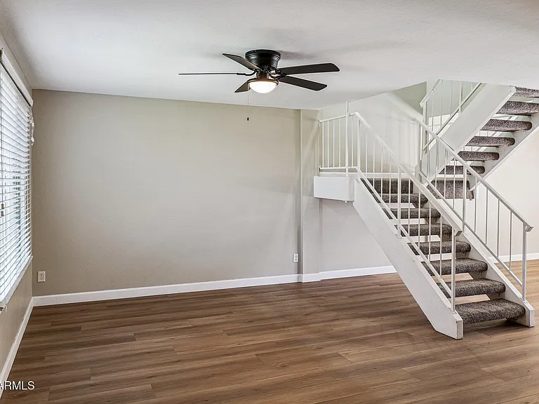 5006 S Birch St — Photo 4