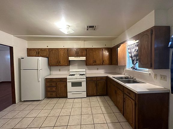 4th image of 4512 S 27th West Ave