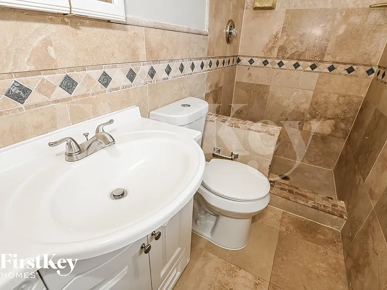 10847 Dulawan Dr — Photo 11