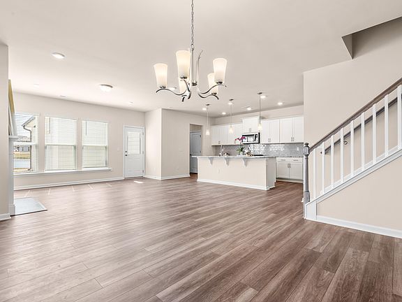 3rd image of 5800 Agrinio Way