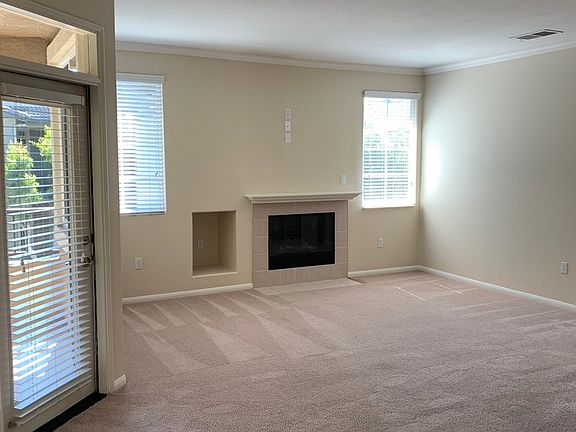 4th image of 12361 Creekview Dr Unit 88