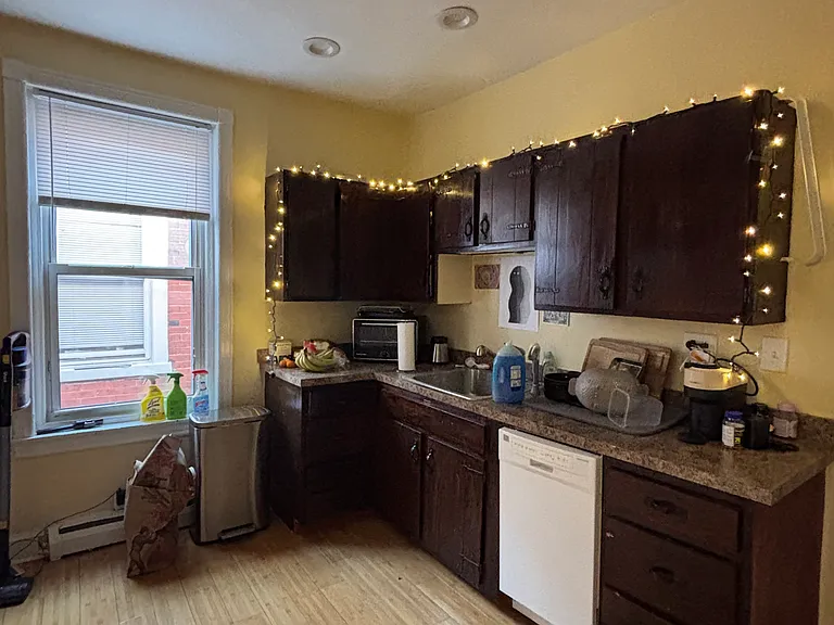 3327 Spring Garden St #3 — Photo 3