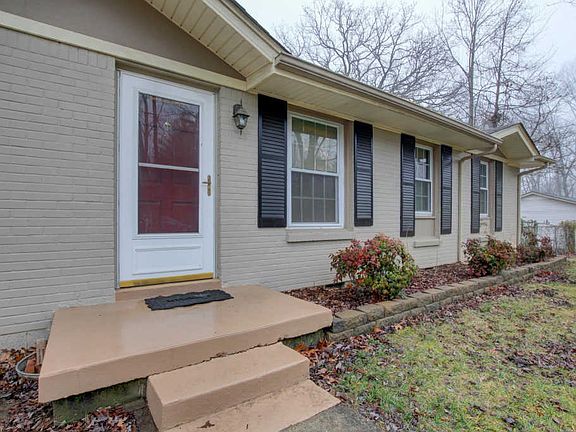 2nd image of 2841 Thrush Dr