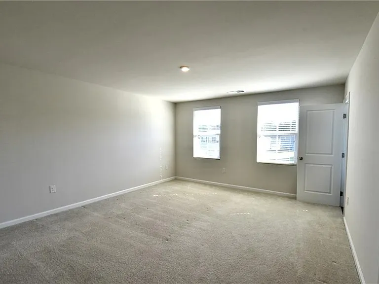 8421 Limerick Ln — Photo 20