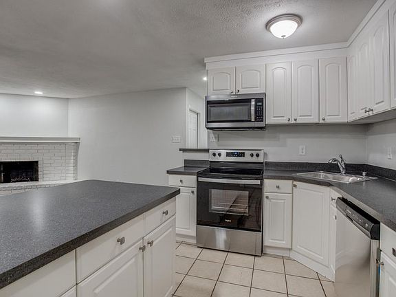 4th image of 5532 Gibson Dr