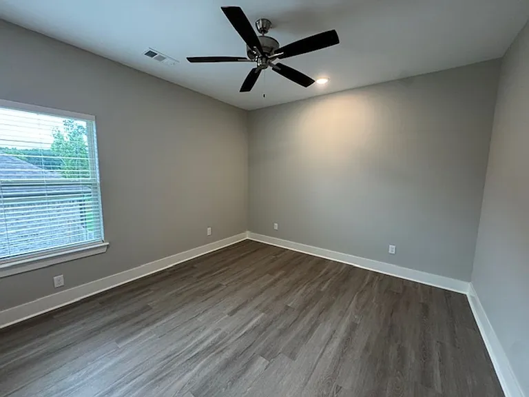 5021 Springwood Cir — Photo 20
