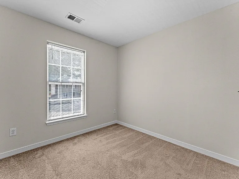 7813 Villa Pl — Photo 24