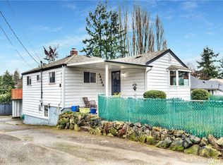 10426 9th Ave SW, Seattle, WA 98146