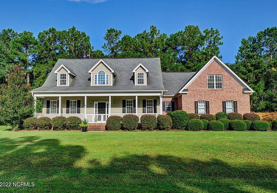 1st image of 230 Pine Village Dr