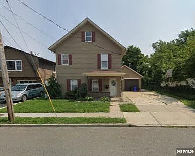 1st image of 132 Union St