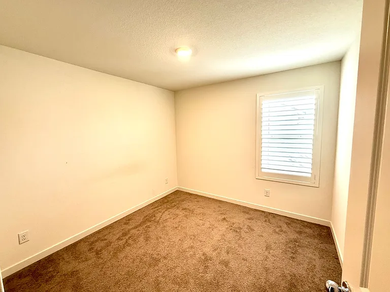 8768 Scenic Sky Dr — Photo 10